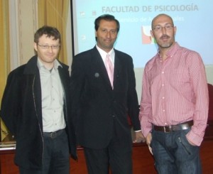 Los ponentes, de izq a derecha, José Miguel Pérez Navarro, Alejandro Parra y Oscar Iborra