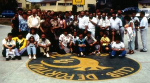 Miembros de Humanidad Solar colaborando en la Ciudad de los Muchachos Agarimo