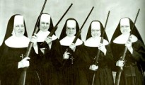 nuns_with_guns_big